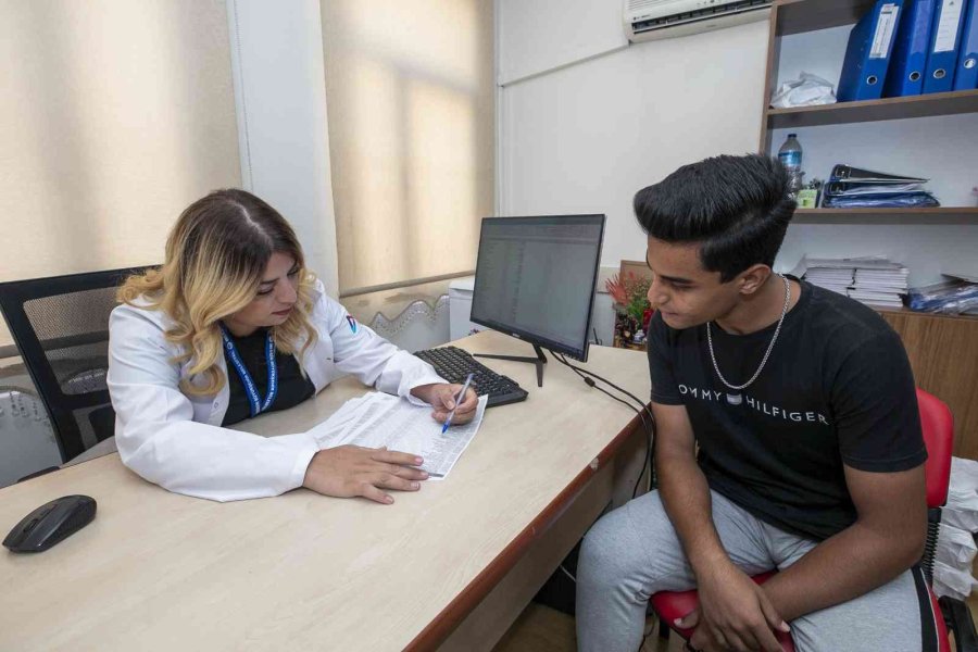 Mersin Büyükşehir Belediyesinden Öğrencilere Tercih Desteği