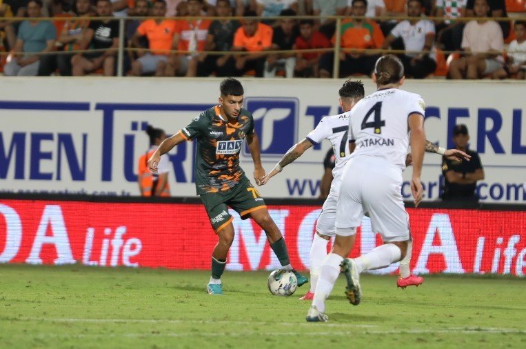 Spor Toto Süper Lig: Corendon Alanyaspor: 2 - Mke Ankaragücü: 1 (maç Sonucu)