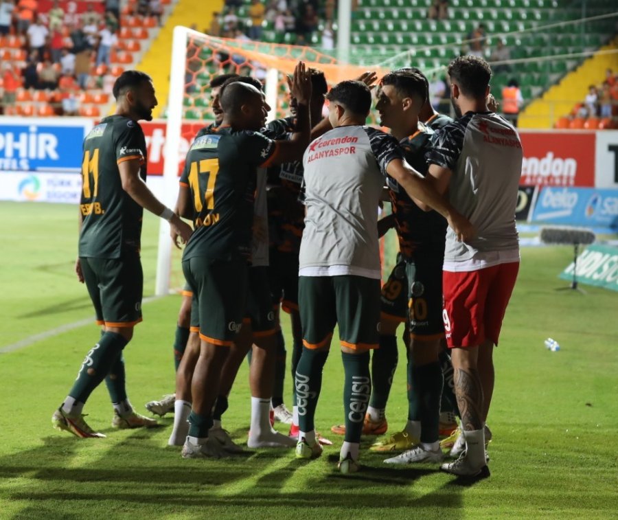 Spor Toto Süper Lig: Corendon Alanyaspor: 2 - Mke Ankaragücü: 1 (maç Sonucu)