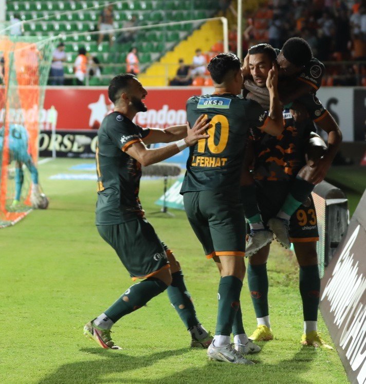 Spor Toto Süper Lig: Corendon Alanyaspor: 2 - Mke Ankaragücü: 1 (maç Sonucu)