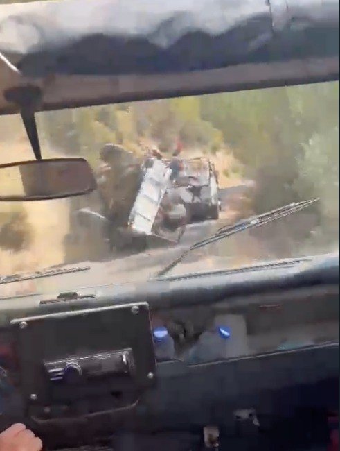 Antalya’da Turistleri Taşıyan Cip Safari Aracı Devrildi