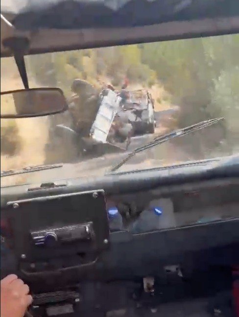 Antalya’da Turistleri Taşıyan Cip Safari Aracı Devrildi