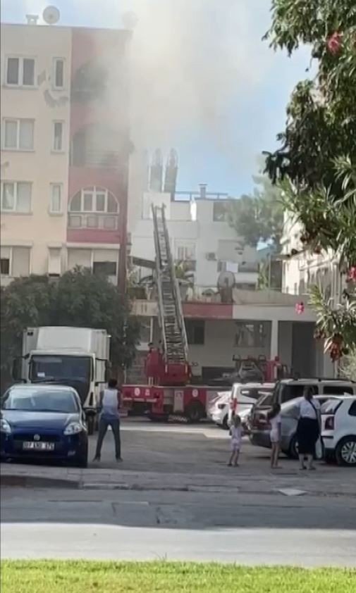 Çakmakla Oynayan Küçük Çocuk Evi Yaktı