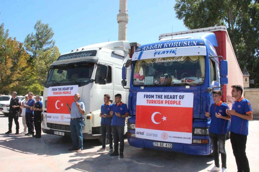 Karaman’da Pakistan’a İki Tır Dolusu Yardım Malzemesi