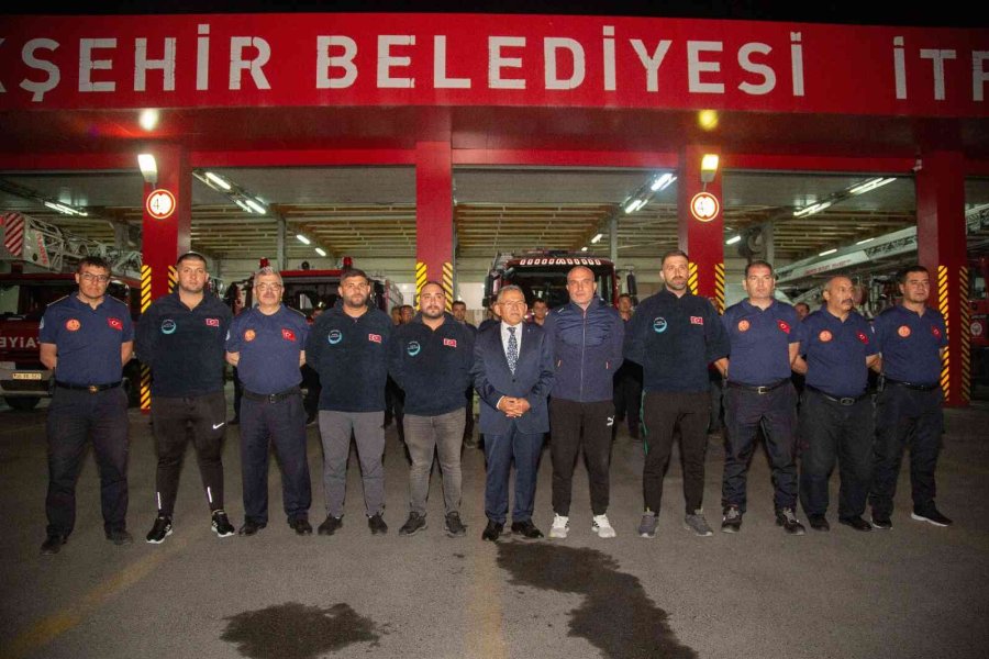 Büyükkılıç, Mersin’de Fedakarca Görev Yapan İtfaiye Erlerini Karşıladı
