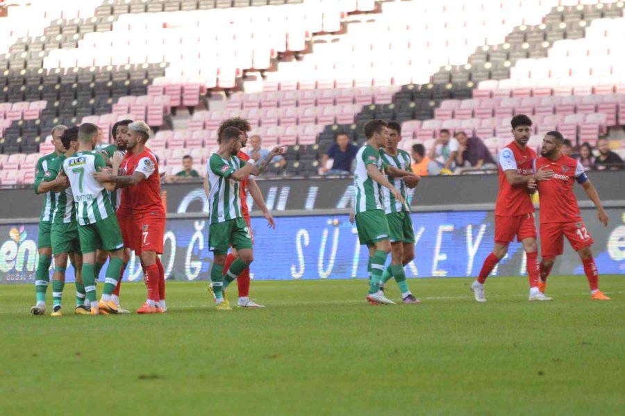Spor Toto Süper Lig: Konyaspor: 0 - Hatayspor : 0 (ilk Yarı)