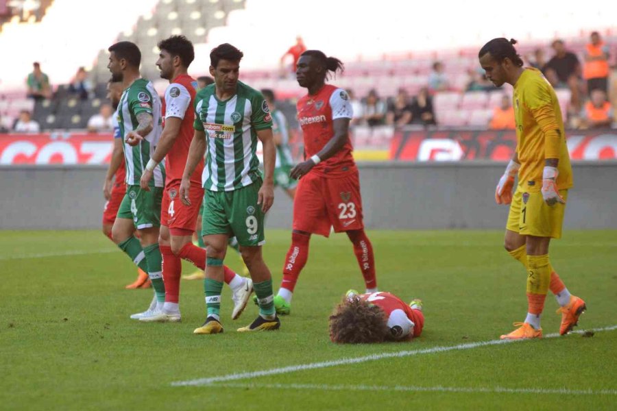 Spor Toto Süper Lig: Konyaspor: 0 - Hatayspor : 0 (ilk Yarı)