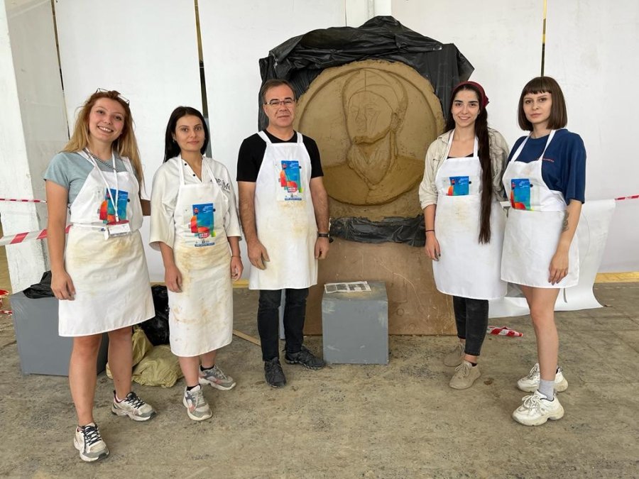 Uluslararası Pişmiş Toprak Sempozyumu’nun Sanat Akademilerinden Bir Farkı Yok