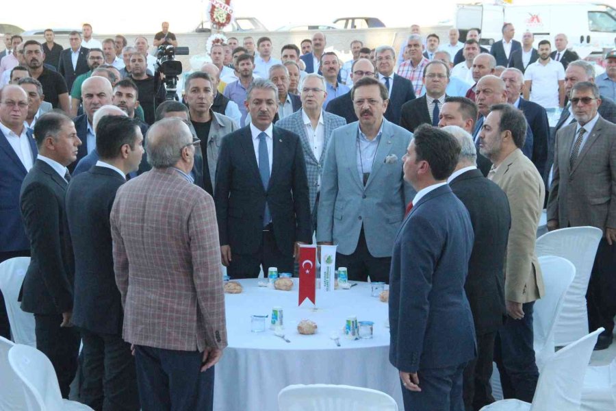 Tobb Başkanı Hisarcıklıoğlu, Karaman’da Açılış Ve Ödül Törenine Katıldı