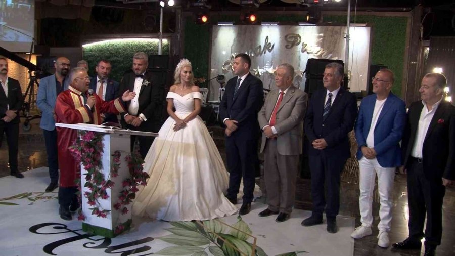 Korkmaz Ailesinin Mutlu Günü