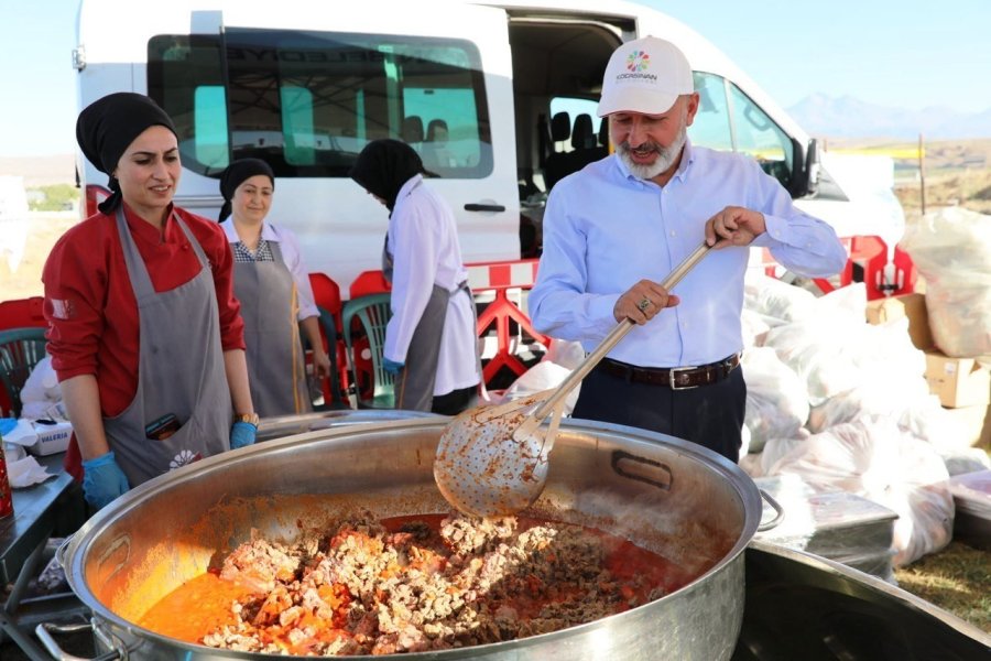 Başkan Çolakbayrakdar: “kocasinan’da En İyi Projeleri Hayata Geçiriyoruz"