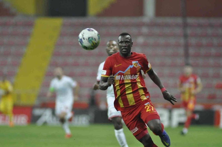 Spor Toto Süper Lig: Kayserispor: 0 - Antalyaspor: 0 (ilk Yarı)