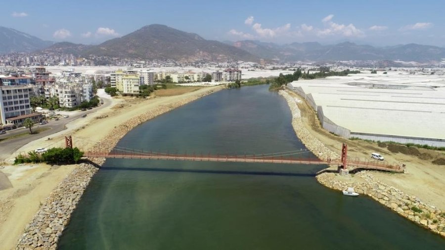 Anamur’da Taşkın Riskine Karşı Çalışmalar Sürüyor