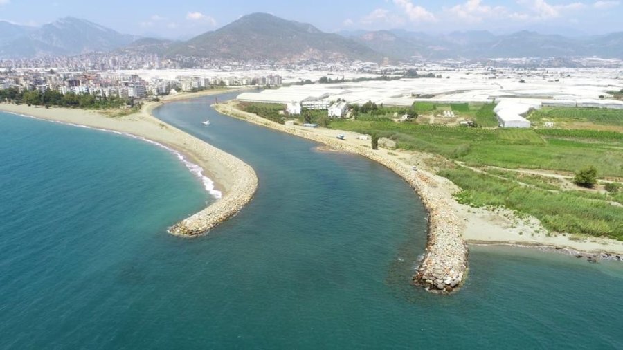 Anamur’da Taşkın Riskine Karşı Çalışmalar Sürüyor