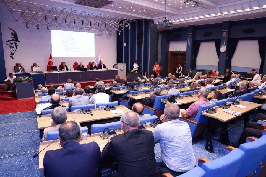 Büyükşehir Belediye Meclisi Toplandı