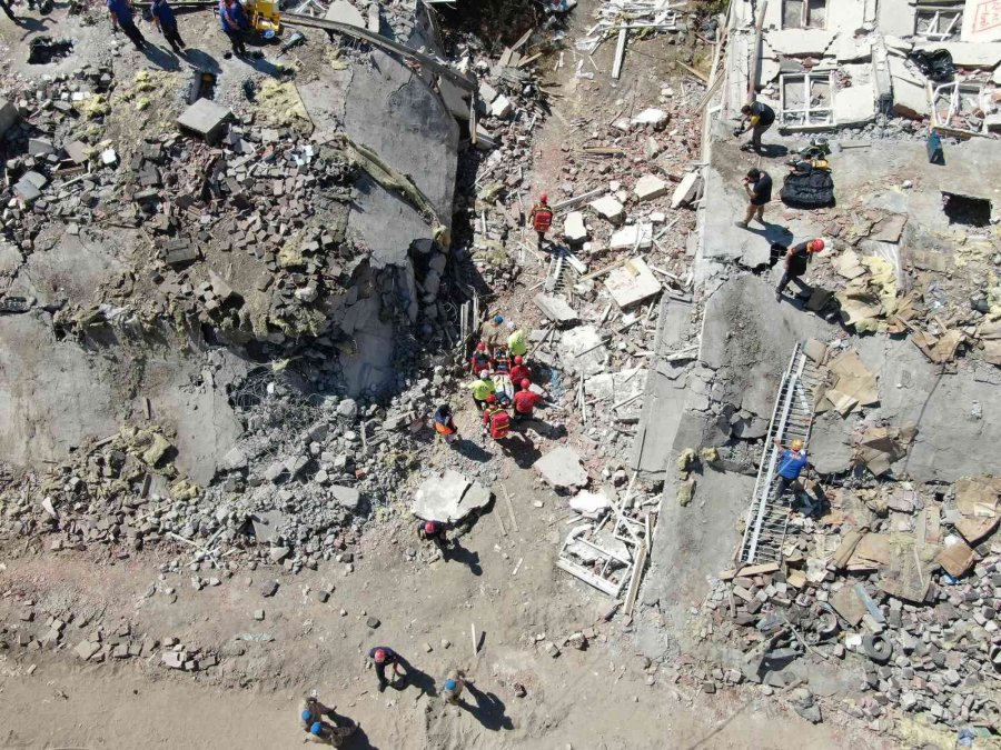 Kayseri’de 2 Bin 959 Kişinin Katılımı İle Deprem Tatbikatı