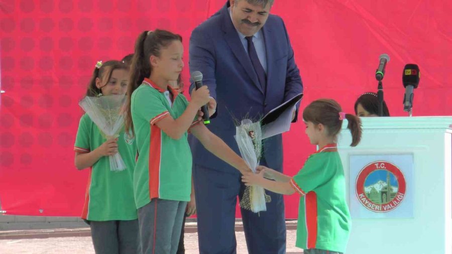 Kayseri’de 319 Bin 551 Öğrenci Ders Başı Yaptı