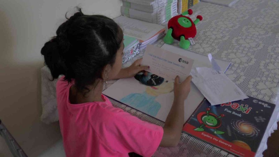 Uzaydan Gelen Mektup