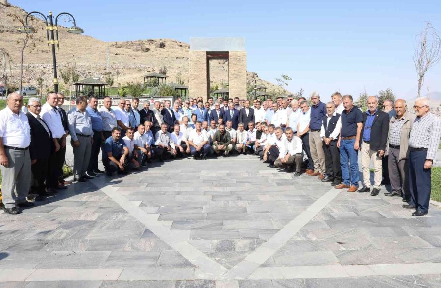 Başkan Büyükkılıç’tan Develi’de 77 Muhtarla İstişare Toplantısı