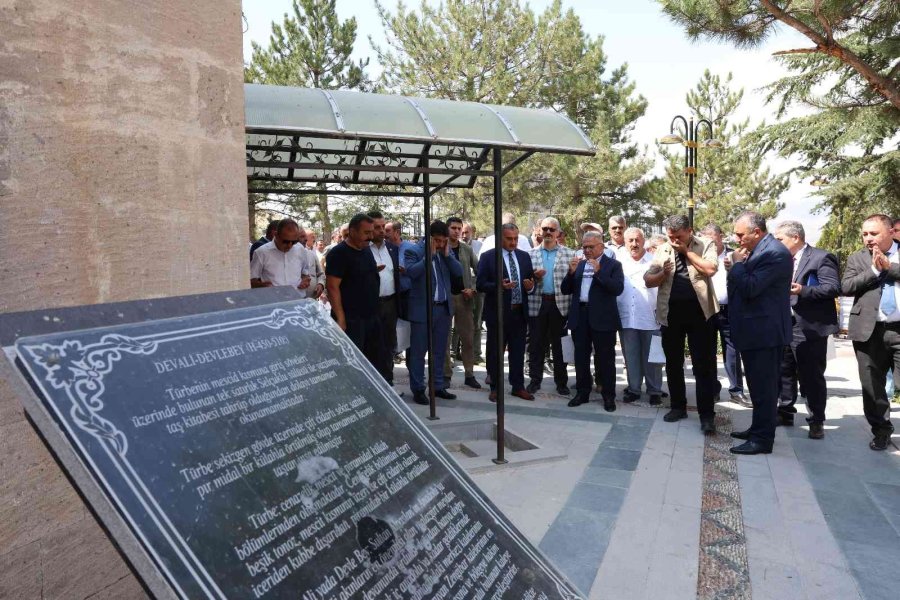 Başkan Büyükkılıç’tan Develi’de 77 Muhtarla İstişare Toplantısı