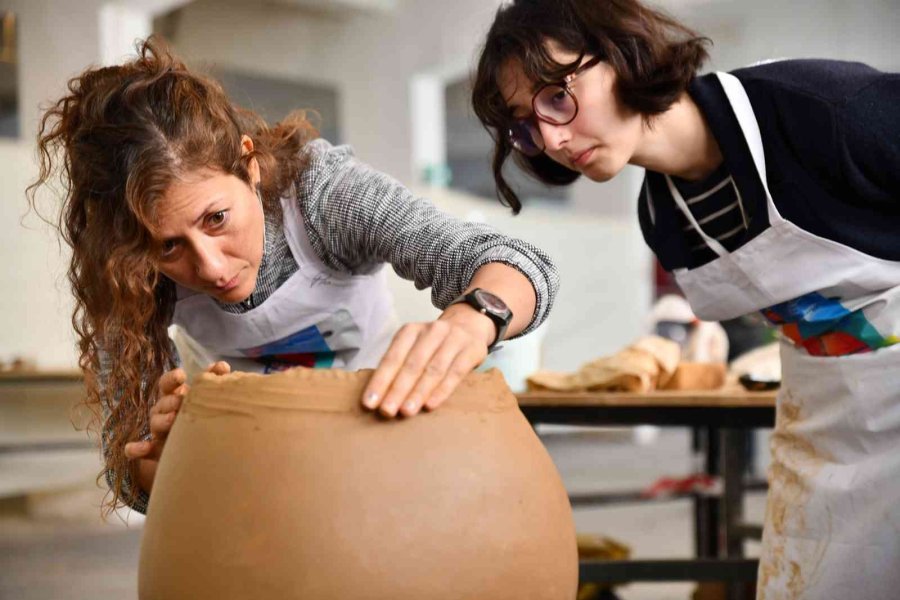 Eserler Şekillenmeye Devam Ediyor