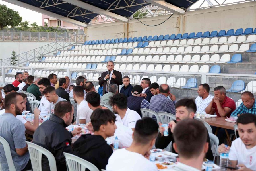 Başkan Yalçın’dan Başakpınarspor’a Destek