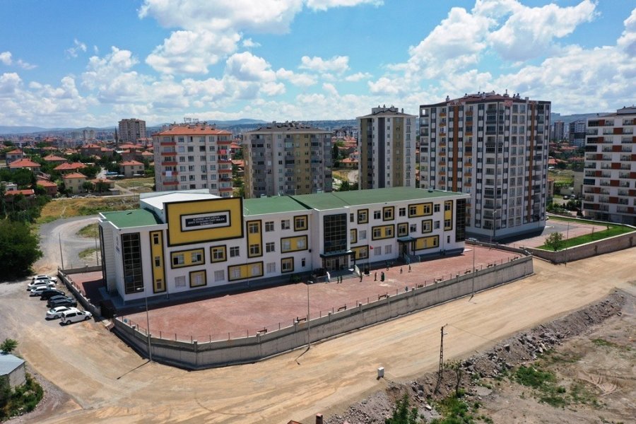 Başkan Çolakbayrakdar, Dönüşümle Uğurevler’e Daha Modern Okul Kazandırdı