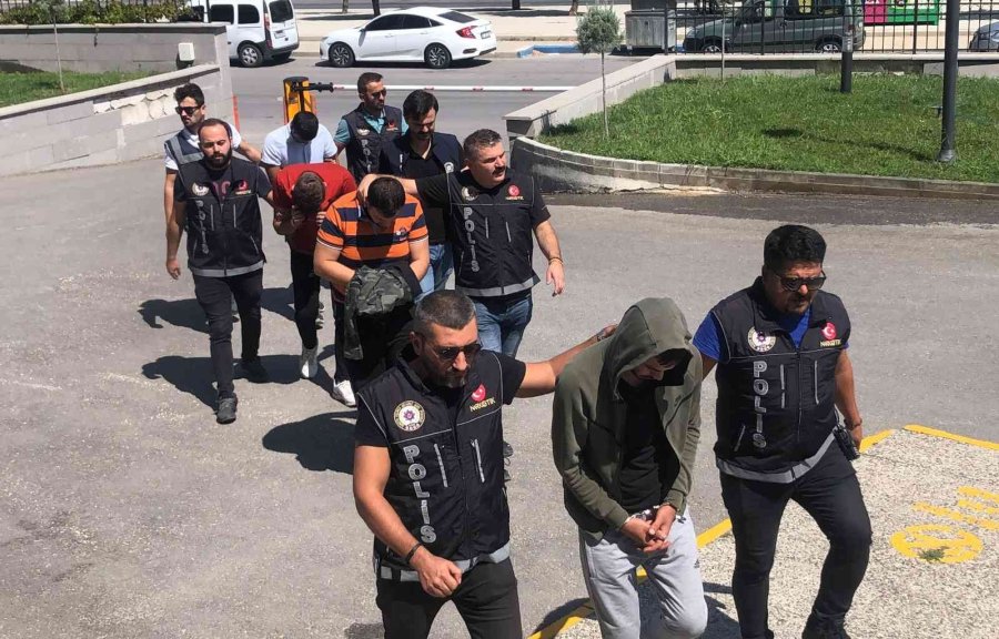 Karaman’da Uyuşturucudan Gözaltına Alınan 4 Şüpheli Tutuklandı
