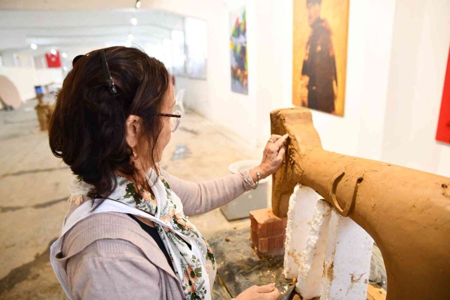 Yabancı Sanatçılar Sempozyumu Değerlendirdi