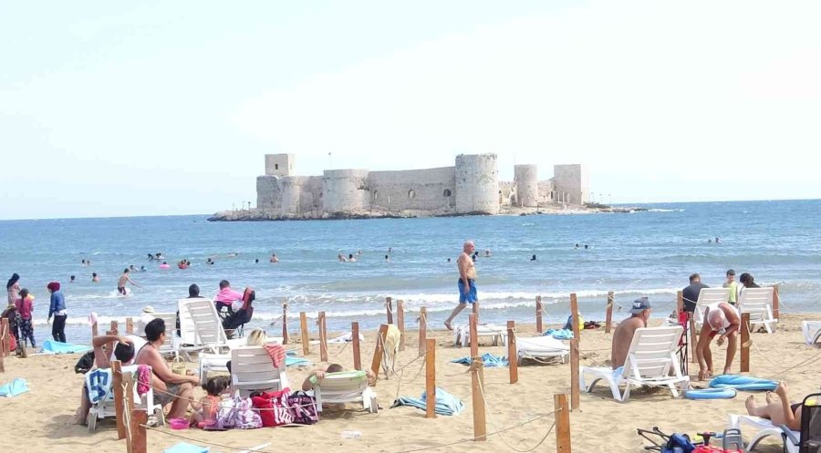 Okullar Açılmasına Rağmen Kızkalesi’nde Doluluk Yüzde 50’nin Üzerinde