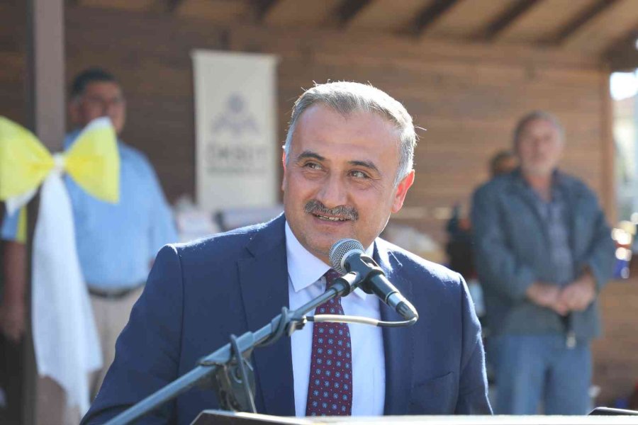 Develi Yöresel Ürünler Pazarı Hizmete Açıldı