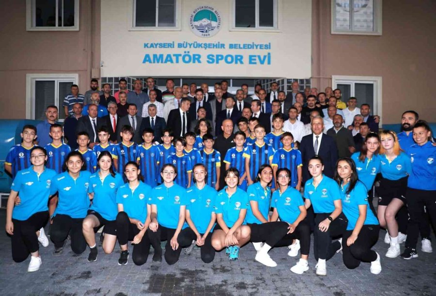 Kayseri 1. Amatör Küme Şampiyonlarına Plaket