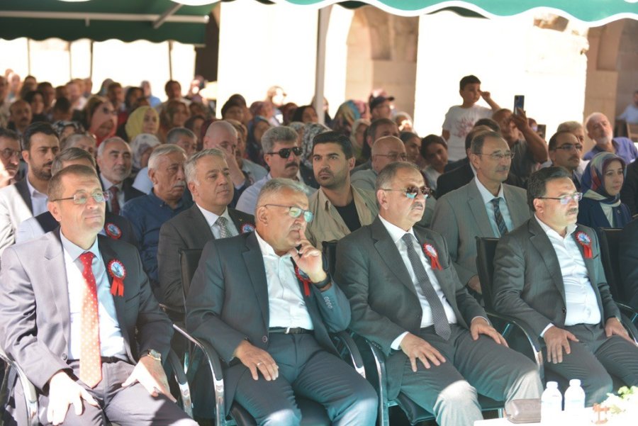 786 Yıllık Handa Şed Kuşanma Töreni