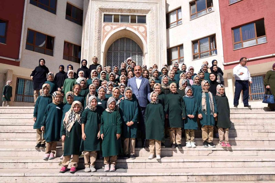 Başkan Altay: “yarınlar İçin En Büyük Ümidimiz Gençlerdir”