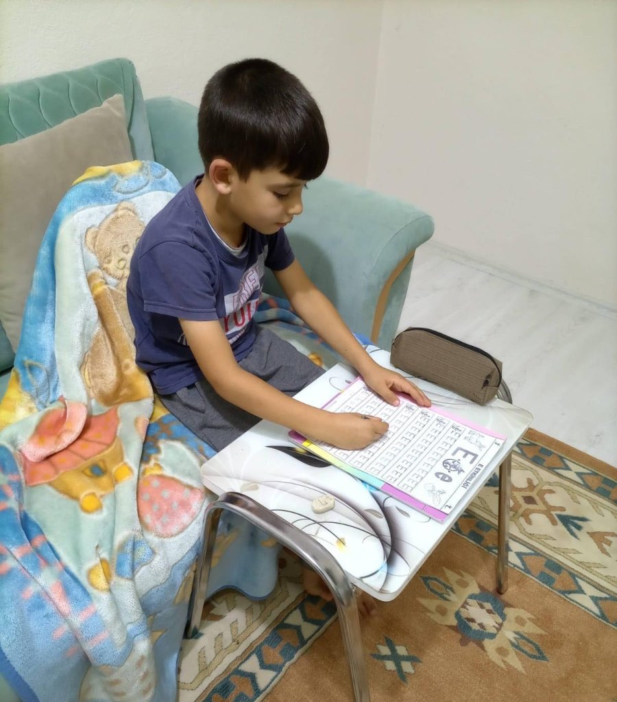 Köpeklerinin Saldırısı Sonucu Yaralanan Çocuk 22 Gün Sonra Taburcu Oldu