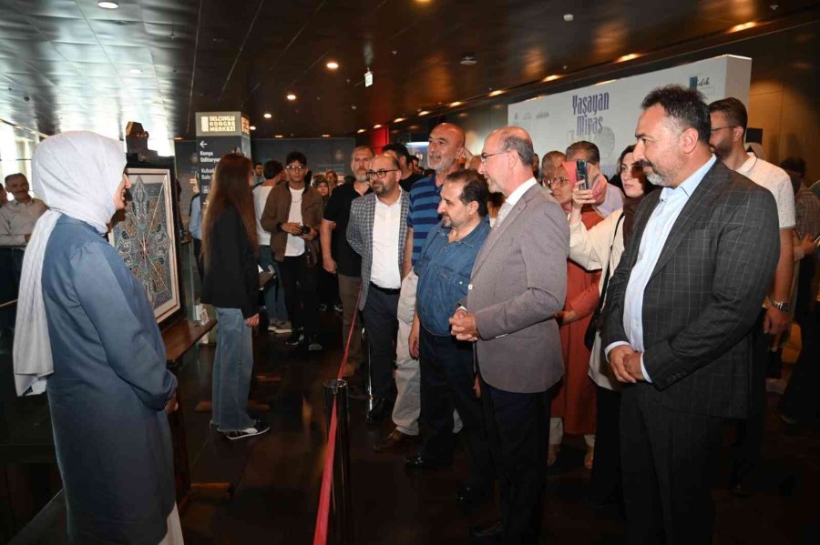 Yaşayan Miras Ulusal Çini Ve Seramik Yarışması’nda Ödüller Sahiplerini Buldu