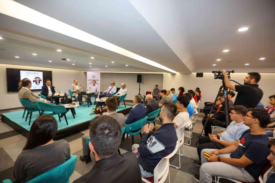 Gençlerle Kitap Sohbetleri’nde ‘türk Devlet Felsefesi’ Konuşuldu