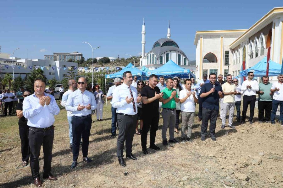 Alkü Sağlık Ve Fizik Tedavi Rehabilitasyon Merkezinin Temeli Atıldı