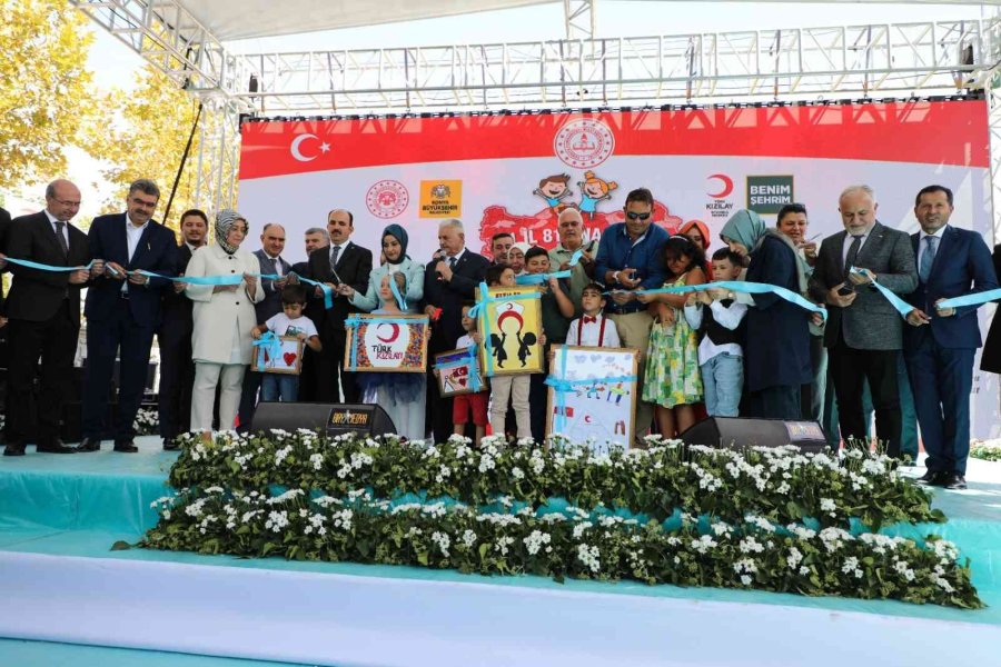 Binali Yıldırım: “masalar Kuruluyor, Masalar Dağılıyor Ama Biz Her Gün Yeni Bir Hizmeti Paylaşmanın Gururunu Yaşıyoruz”