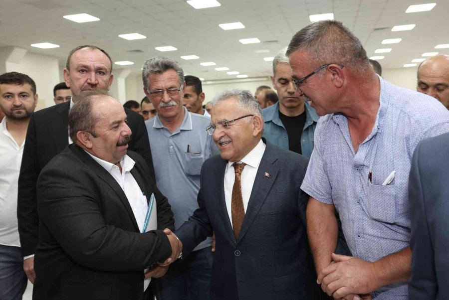 Başkan Büyükkılıç’ın Muhtar Toplantılarındaki Durağı Pınarbaşı Oldu