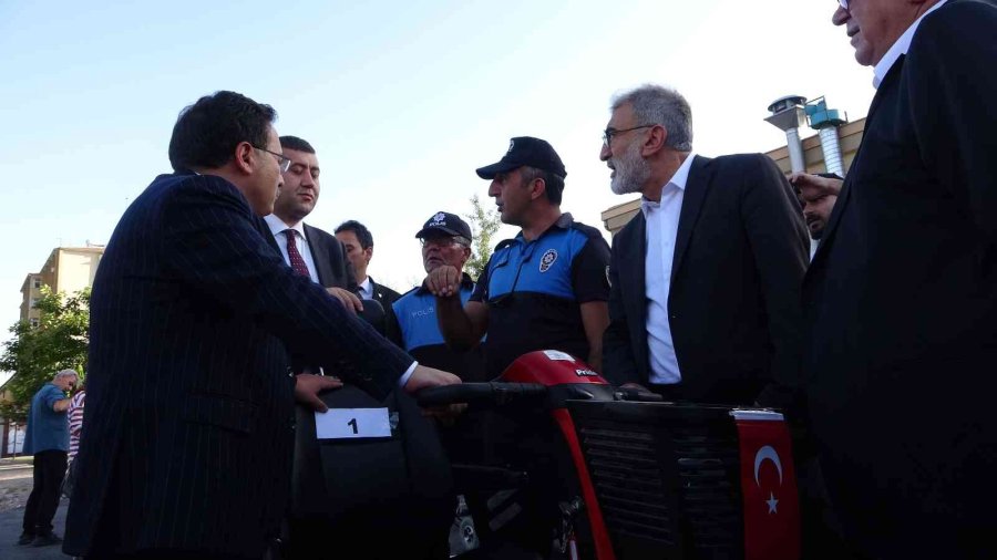 Vali Emniyetin Bahçesinde Yemin Etti: “kayseri’de Uyuşturucunun Kökünü Kazıyacağız”