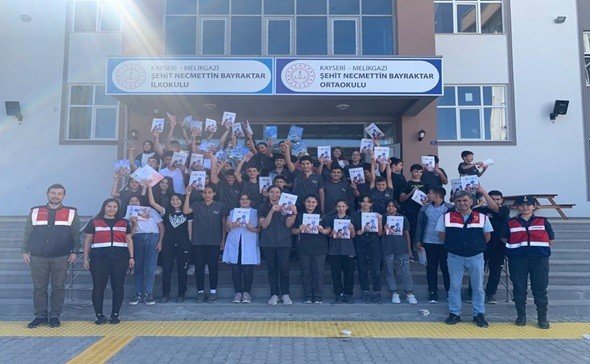 Jandarmadan Çocuklar Ve Gençler İçin Uygulama