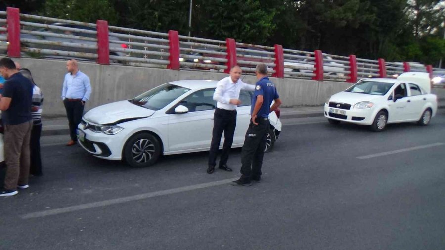 Kayseri’de 6 Araçlı Zincirleme Kaza: 2 Yaralı