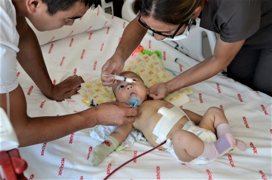 Çapraz Nakil Kırgızistanlı 2 Aileyi Antalya’da Birbirine Bağladı