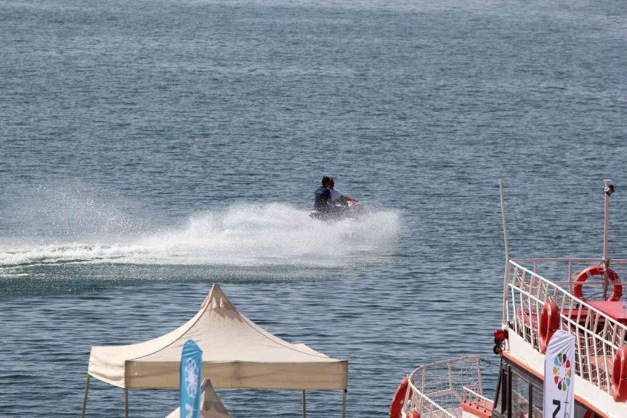 Kayseri’de Türkiye Su Jeti Ve Flyboard Şampiyonası Heyecanı Başladı