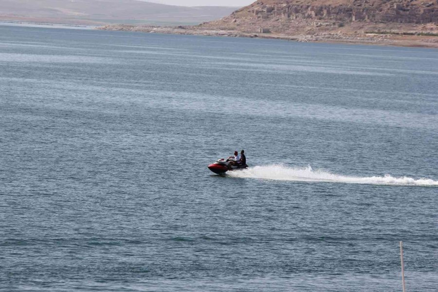 Kayseri’de Türkiye Su Jeti Ve Flyboard Şampiyonası Heyecanı Başladı
