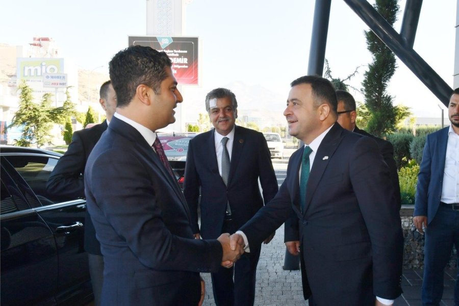 Özdemir’den Kayseri Osb Yönetimine Hayırlı Olsun Ziyareti