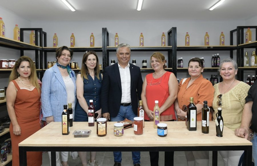 Kadın Kooperatifleri Ürün Satış Mağazası Açıldı