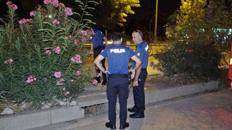 Kayıp Gencin Kanalizasyonda Elektik Akımına Kapıldığı İhbarı Ekipleri Alarma Geçirdi