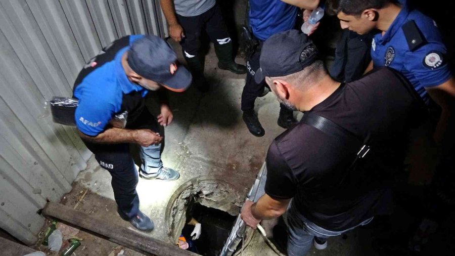 Kayıp Gencin Kanalizasyonda Elektik Akımına Kapıldığı İhbarı Ekipleri Alarma Geçirdi